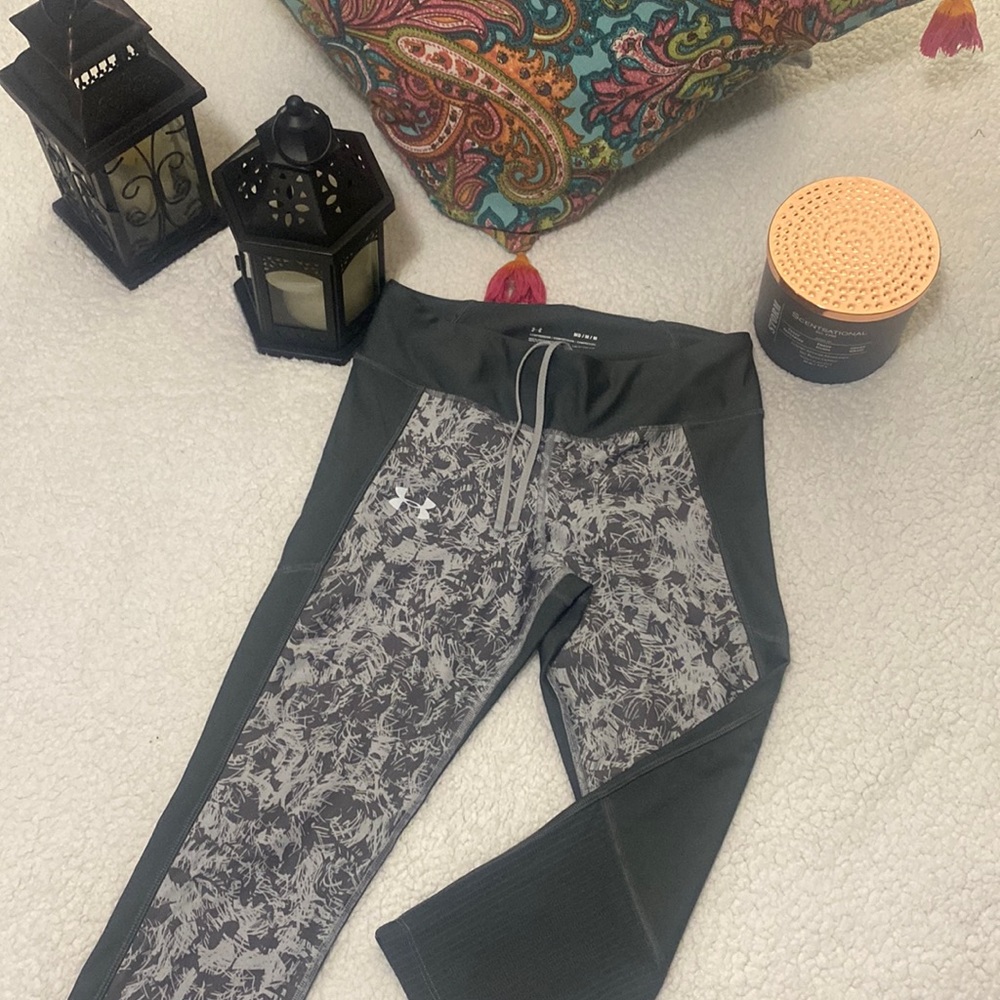 UNDER ARMOUR woman HeatGear No-slip waistband Capri